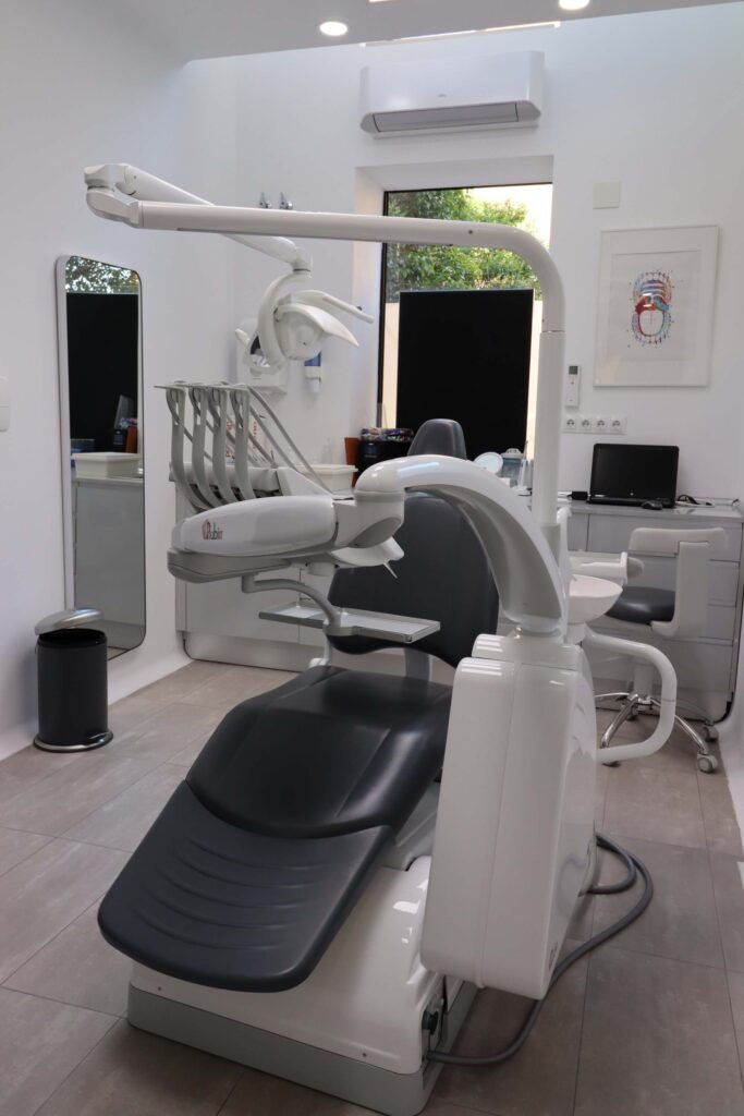 equipamiento dentista en arganzuela